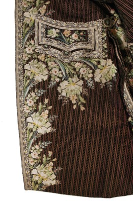 Lot 69 - A gentleman's finely embroidered frock coat, 1790-1800