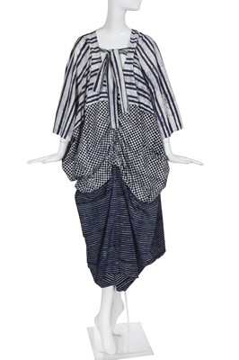 Lot 323 - An Issey Miyake blue and white printed cotton smock-dress, circa 1985