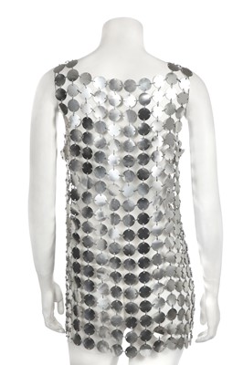 Lot 359 - A silver acrylic chain-linked tabard in the style of Paco Rabanne, probably 1960s