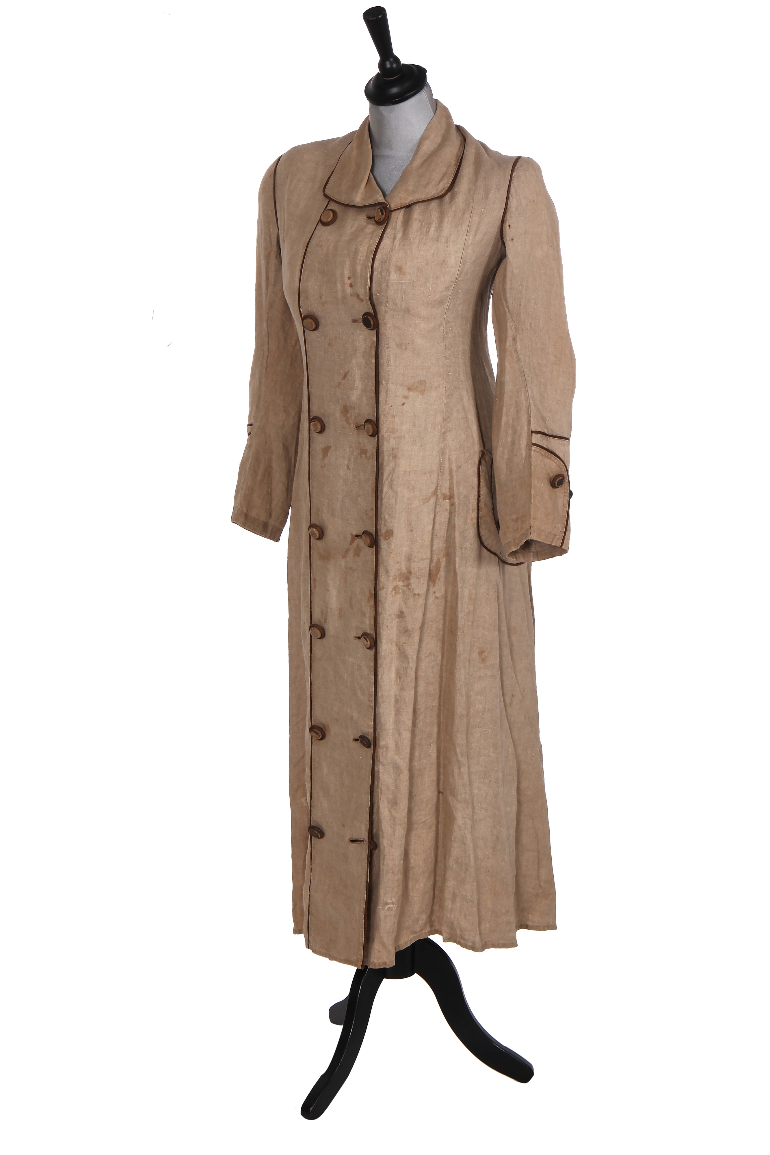 Lot 476 - A linen duster coat, circa 1873,