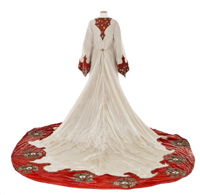Lot 30 - Kate Winslet's costume as Sylvia Llewelyn Davies in the film 'Finding Neverland', 2004