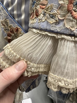 Lot 17 - Scarlett Johansson's costume as Olivia Wenscombe in the film 'The Prestige', 2006