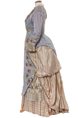 Lot 17 - Scarlett Johansson's costume as Olivia Wenscombe in the film 'The Prestige', 2006