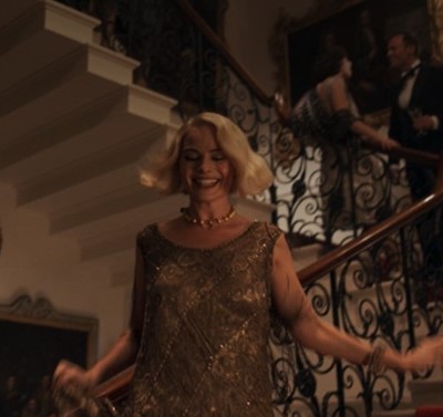 Lot 48 - Margot Robbie's costume as Daphne de Selincourt in the film 'Goodbye Christopher Robin', 2017