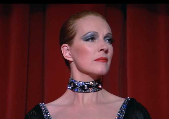Lot 54 - Dame Julie Andrews' costume as Victoria Grant