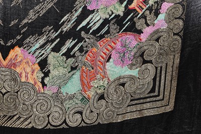 Lot 428 - A Cantonese silk lamé shawl, Chinese 1920s