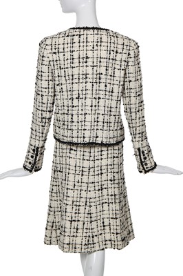 Lot 4 - A Chanel black and white bouclé tweed suit, Cruise collection 2003