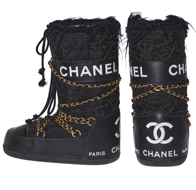 Lot 8 - A pair of Chanel chain-festooned moon boots, Autumn-Winter 1993-94