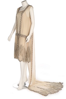 Lot 371 - A couture bridal/presentation gown and train,...