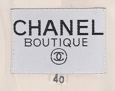 Lot 31 - A Chanel ivory cream oversized blazer, 1990s,...