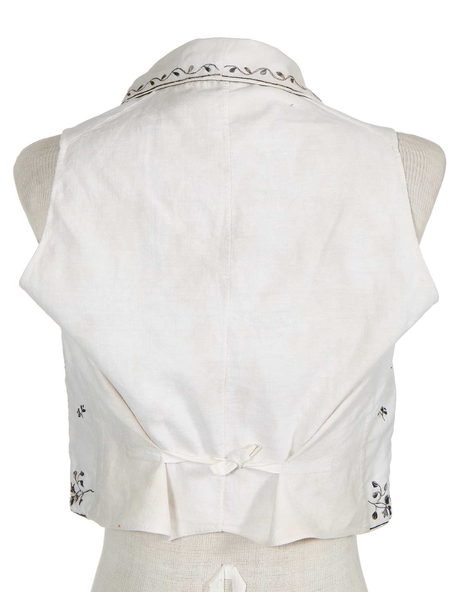 DM 1052 Silver Embroided Waist Coat