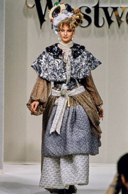 Lot 286 - A rare Vivienne Westwood velvet capelet, 'On Liberty' collection, Autumn-Winter 1994-95