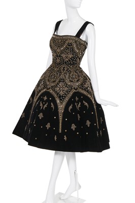 Lot 123 - A Jeanne Lanvin  by Antonio Castillo couture evening dress, Autumn-Winter 1956-57
