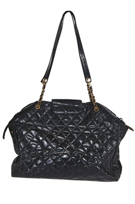 Lot 21 - A Chanel quilted vinyl jumbo bag, 1980s-early 90s