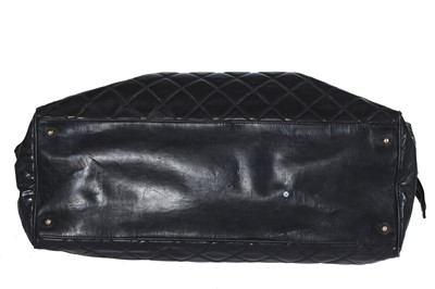 Lot 21 - A Chanel quilted vinyl jumbo bag, 1980s-early 90s
