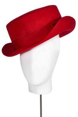 Lot 249 - A Vivienne Westwood red felt 'John Bull' hat, 'Harris Tweed' collection, Autumn-Winter 1987-88