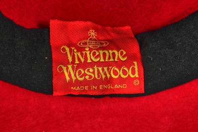 Lot 249 - A Vivienne Westwood red felt 'John Bull' hat, 'Harris Tweed' collection, Autumn-Winter 1987-88