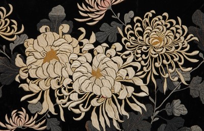 Lot 499 - A fine embroidered velvet kimono, Japanese for the European Market, circa 1900