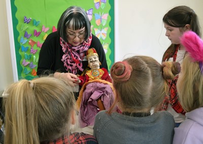 Lot 90 - Puppet themed Party for up to 15 children at the Barn Theatre and Museum in Hastings