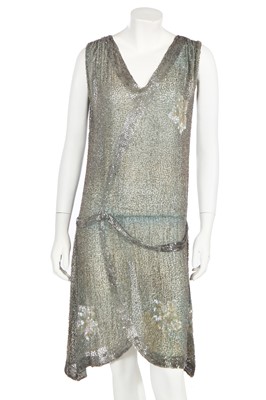 Lot 367 - A beaded green muslin flapper dress circa 1928