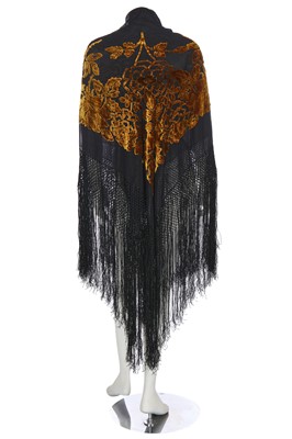 Lot 381 - A group of beaded garments and accessories, 1918-1928