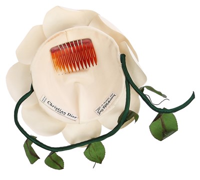 Lot 321 - A fine Christian Dior white camellia blossom hat, 1955-60