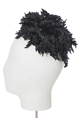 Lot 323 - A Christian Dior black silk hat, 1950s