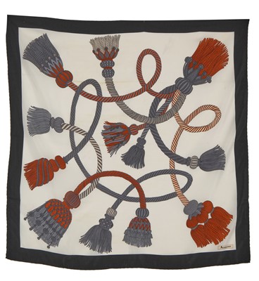 Lot 19 - A group of scarves