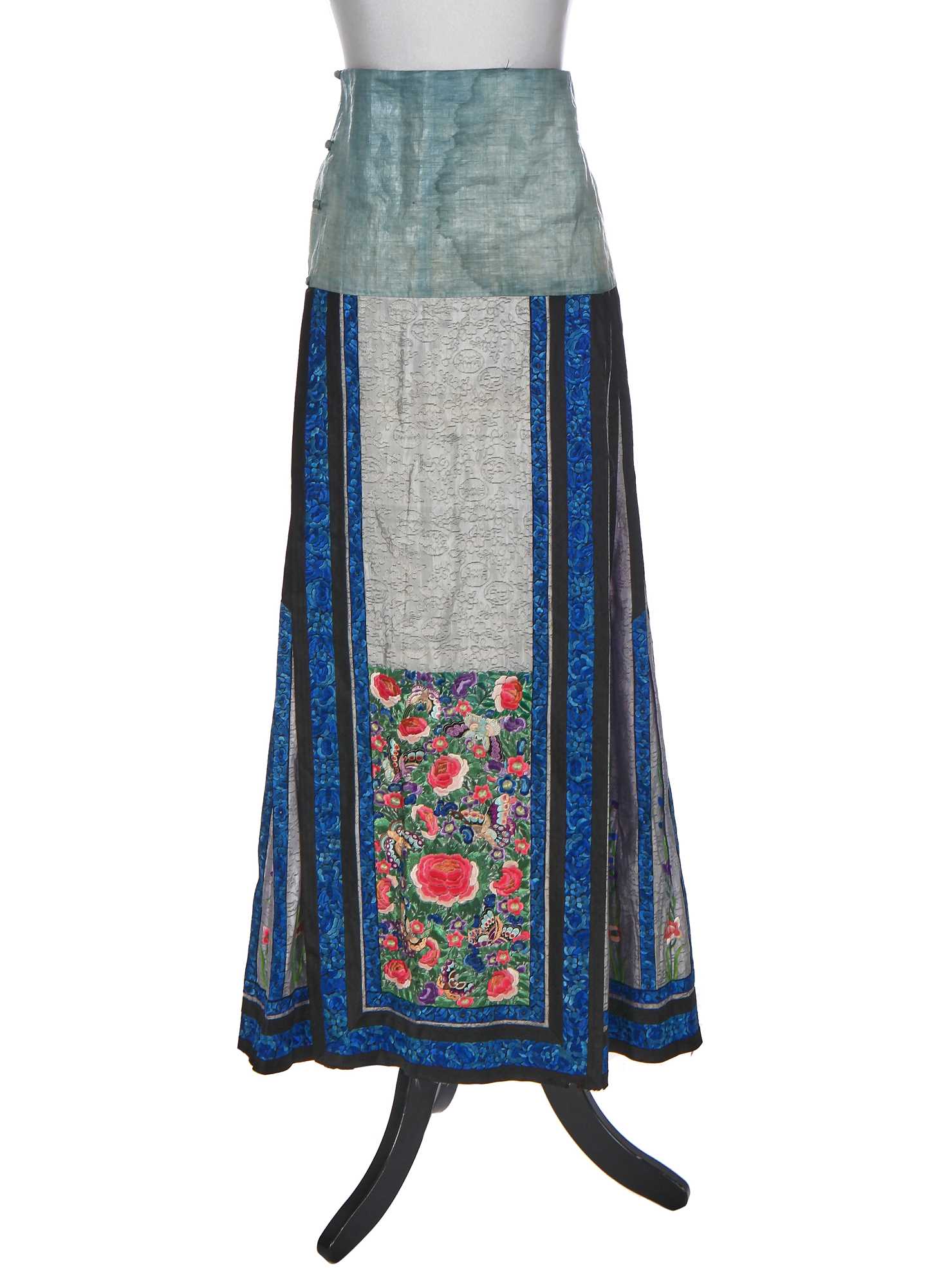 Teigan Skirt in Inked Chinoiserie White/Blue main image 0
