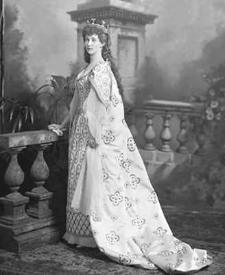 Lot 480 - An embroidered medieval style opera costume...