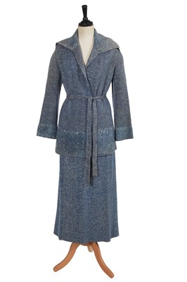 Lot 530 - A rare haute couture knitted wool sporting/golfing ensemble, attributed to Gabrielle Chanel, 1917-18
