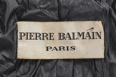Lot 460 - A Pierre Balmain haute couture charcoal grey wool suit, circa 1949