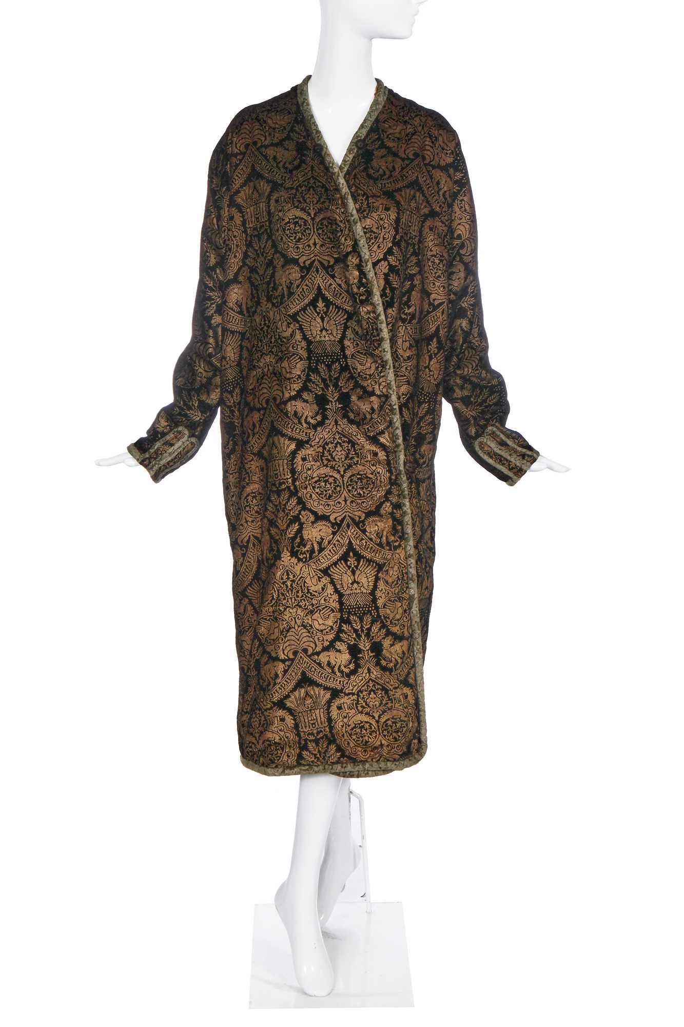 Lot 479 - A fine Mariano Fortuny stencilled velvet evening coat, 1920s