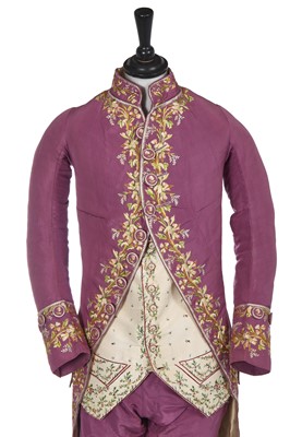 Lot 509 - A gentleman's fine embroidered silk suit, French, 1780s