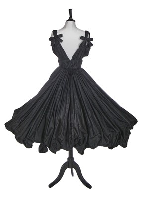 Lot 454 - A Balenciaga haute couture black taffeta evening dress, Spring-Summer 1952