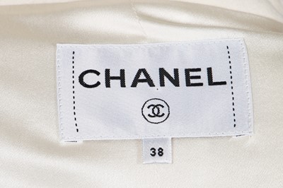 Lot 33 - A Chanel white wool-cashmere blend coat, 'Chanel Airspace' collection, Autumn-Winter 2017-18