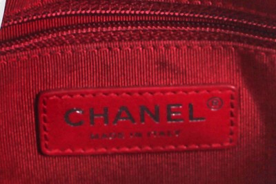 Lot 44 - A Chanel small white leather Gabrielle hobo bag, circa 2017