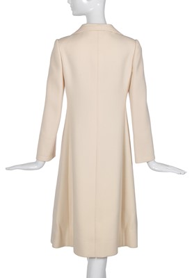 Lot 57 - A Chanel haute couture by Yvonne Dudel and Jean Cazaubon ivory wool coat, 1979