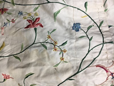 Lot 421 - A Cantonese embroidered robe à l'Anglaise, 1780s