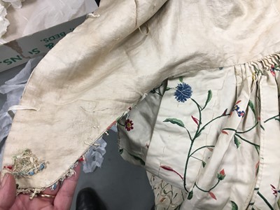 Lot 421 - A Cantonese embroidered robe à l'Anglaise, 1780s