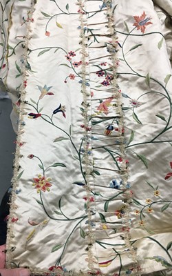 Lot 421 - A Cantonese embroidered robe à l'Anglaise, 1780s
