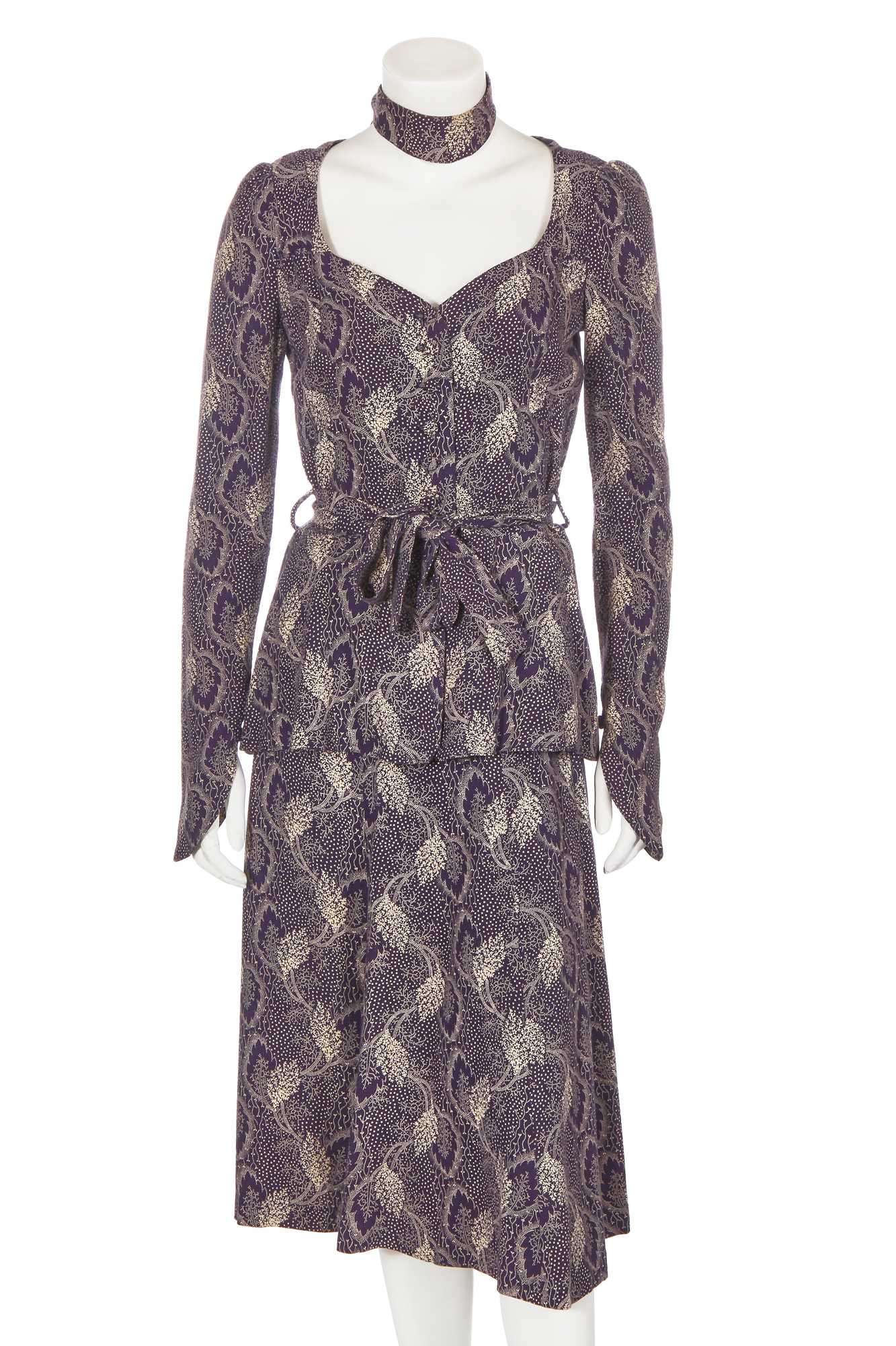 Click for high resolution Lot 27 - A Biba printed purple and ivory flanesta ensemble, circa 1970
