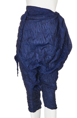 Lot 145 - An Issey Miyake navy blue crinkled polyester ensemble, Spring-Summer 1992