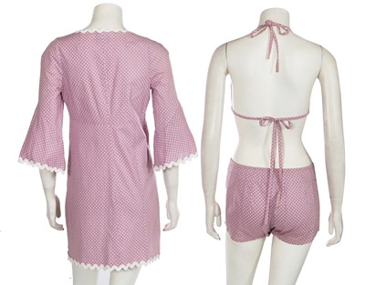 Lot 55 - A Biba white and lilac spotted printed cotton beach set, circa 1970