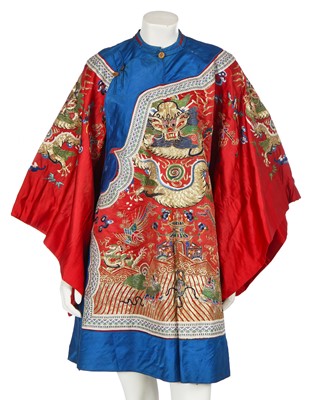 Lot 531 - A Han woman's semiformal robe, mangao, circa 1920