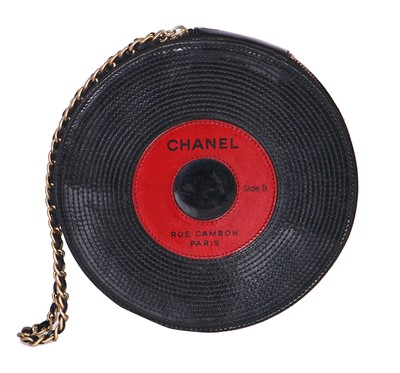 Lot 20 - A Chanel patent leather 'vinyl record' bag, Spring-Summer 2004