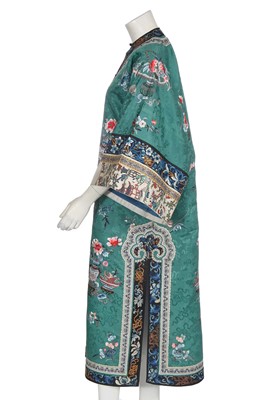 Lot 545 - A Chinese embroidered brocade women's informal coat, Waitao, late 19th-century