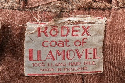 Lot 30 - A man's Rodex Llamavel 'teddy bear' coat,...