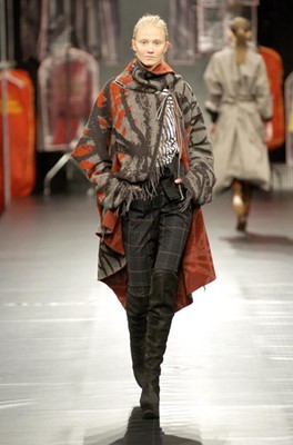 Lot 116 - A Vivienne Westwood woven wool blanket coat, 'Exhibition' collection, Autumn-Winter 2004-05