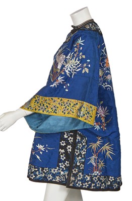 Lot 546 - An embroidered Han women's dragon robe, mangao, Chinese, late 19th century